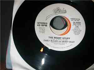 Charly McClain And Mickey Gilley - The Right Stuff
