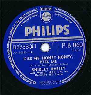 Shirley Bassey With Wally Stott And His Orchestra And Chorus - Kiss Me, Hon ...