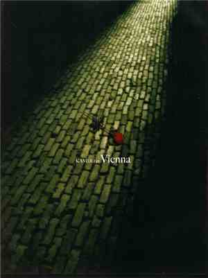 LAREINE - KAMIJO in Vienna