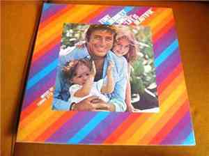 Tony Bennett - Tony Bennett Sings... 