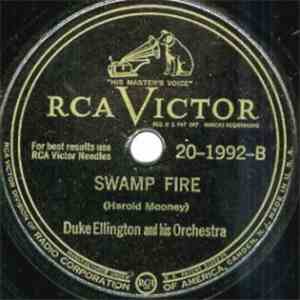Duke Ellington And His Orchestra - Just Squeeze Me (But Don't Tease Me) / S ...