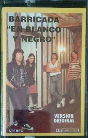 Barricada - En Blanco Y Negro