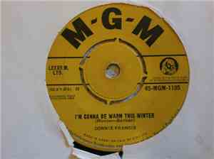 Connie Francis - I'm Gonna' Be Warm This Winter