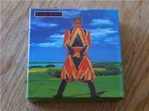 David Bowie - Outside / Earthling / 'Hours...' / Heathen / Reality