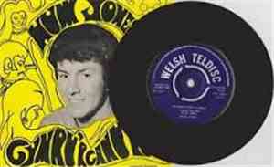 Huw Jones - Cymru'n Canu Pop