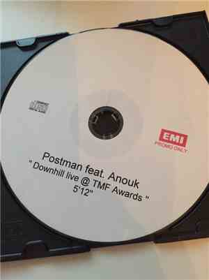 Postman , Anouk - Downhill