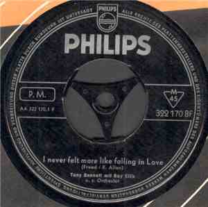 Tony Bennett - I Never Felt More Like Falling In Love