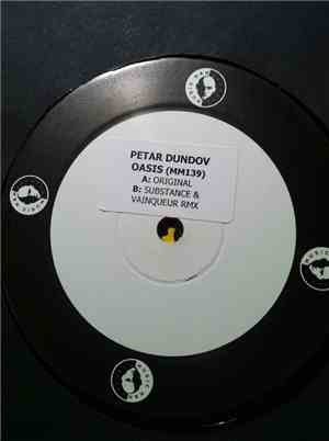 Petar Dundov - Oasis