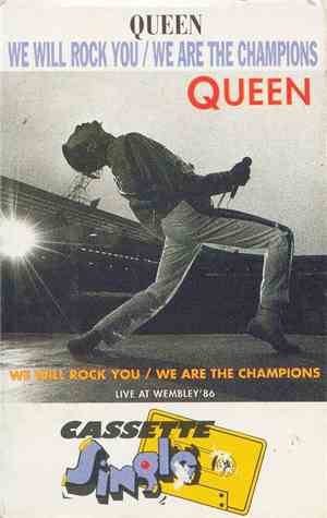 Queen - We Will Rock You / We Are The Champions (Live At Wembley '86)