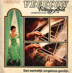 No Artist - Vegecon Beauty-Glass Vensterdecoratie