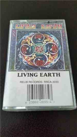 Living Earth - Living Earth