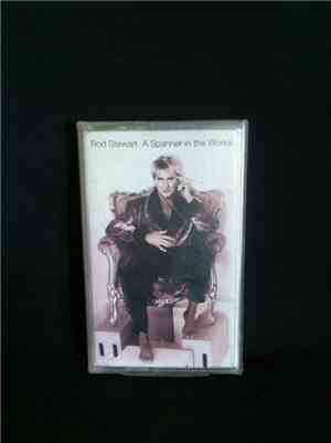 Rod Stewart - A Spanner In The Works