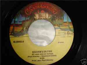 Kiss - Heaven's On Fire