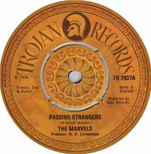 Marvels - Passing Strangers / Pick Yourself Up
