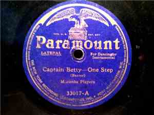 Marimba Players - Captain Betty / Moonlight Waltz