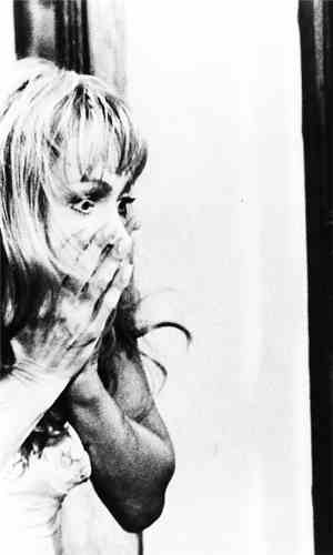 An Innocent Young Throat-Cutter - It Kills And Devours The Male