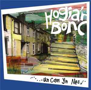 Hogia'r Bonc - Un Cam Yn Nes