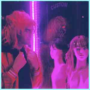 Suzie  - Born Single