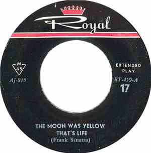 Frank Sinatra / Tom Jones - The Moon Was Yellow
