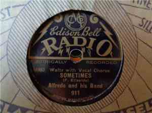 Alfredo And His Band - Sometimes / Laughing Marionette