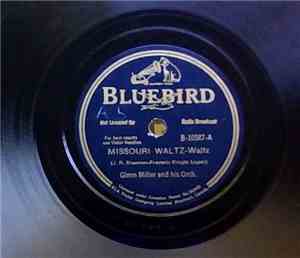 Glenn Miller And His Orchestra - Missouri Waltz