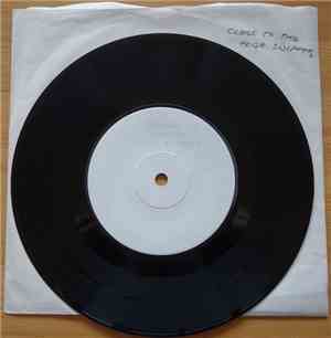 Yes - Siberian Khatru (sampler)