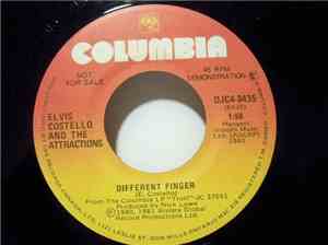 Elvis Costello & The Attractions - Different Finger