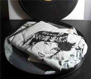 Kate Bush - Can