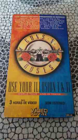 Guns N' Roses - Use Your Illusion I & II World Tour - Live In Tokyo