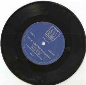 Diana Ross - Ain't No Mountain High Enough / Can't It Wait Until Tomorrow