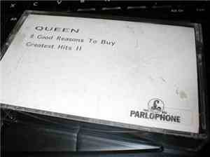 Queen - 8 Good Reasons To Buy Greatest Hits II